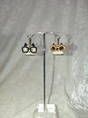 Taratata Cat Hook Earrings