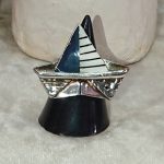 Fishing boat adjustable ring